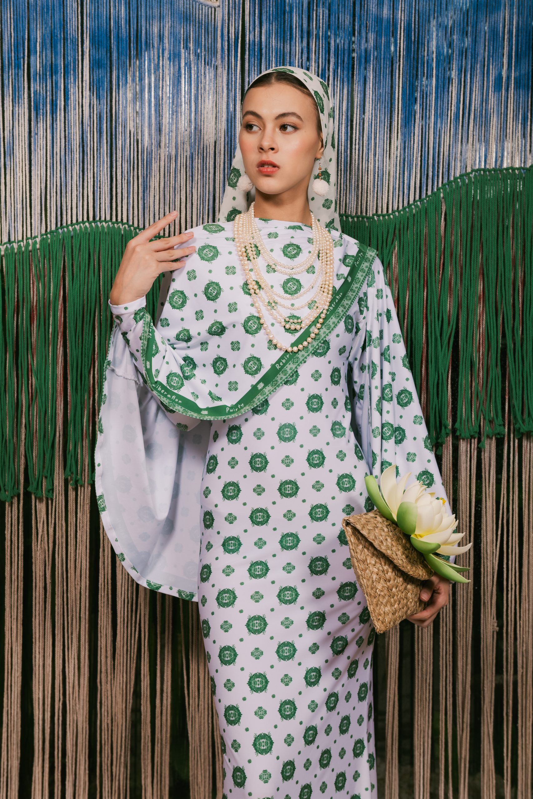 Jayanti Dress in White - Green - Image 2