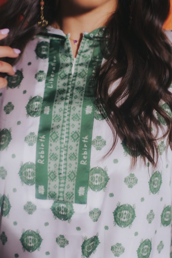 Lotus Kaftan Capuchong in White - Green - Image 5