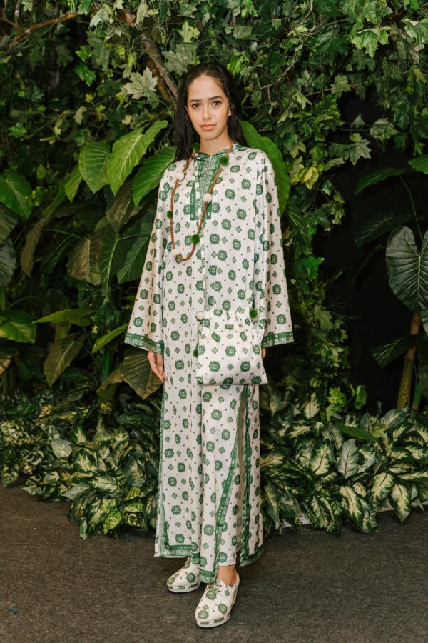 Lotus Kaftan Capuchong in White - Green - Image 3