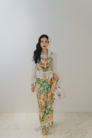 Rahajeng Kebaya Tropical